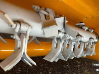 Bras avec tondeuse à fléaux Ferri T320A
