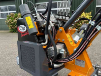 Bras avec tondeuse à fléaux Ferri T320A