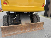 Pelles sur pneus Komatsu PW180-10