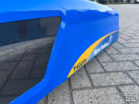 Pièces d‘occasion pour tracteurs New Holland T4000V motorkap 84308606