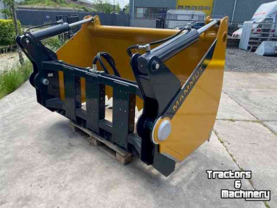 Coupe-blocs d'ensilage Mammut SC220H