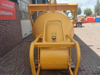 Bennes à béton Beco Beton kubel 2000 liter