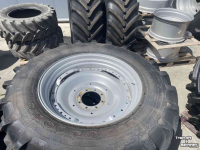 Roues, Pneus, Jantes, Barillets Jumelage Firestone 480/70R38 en 380/70R28 verstelbare velgen