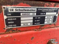 Distributeur de fourrage en bloc Schuitemaker Amigo 20 zelfladend en voordoseerband