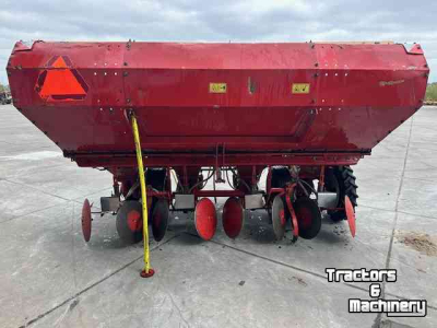 Planteuse de pommes de terre Kverneland kverneland un 3100