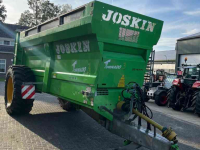 Epandeur de fumier Joskin Tornado 3