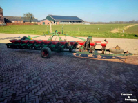 Semoir monograine Monozentra Vicon Monozentra S 12 x 50 bietenzaaier op kar