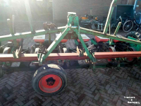 Semoir monograine Monozentra Vicon Monozentra S 12 x 50 bietenzaaier op kar