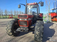 Tracteur Case-IH 1056 XL