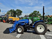 Tracteur pour horticulture New Holland Boomer 55 HST met voorlader