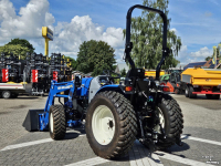 Tracteur pour vignes et vergers New Holland Boomer 55 HST met voorlader