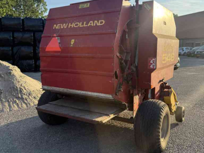 Presses New Holland New Holland 548