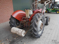 Tracteurs anciens Massey Ferguson MF 35 3cyl diesel