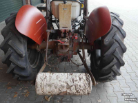 Tracteurs anciens Massey Ferguson MF 35 3cyl diesel