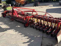 Pulvérisateur specialement pour rangées Steketee MS 1 kappenspuit 3 bedden