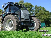 Tracteur forestier Valtra N-SERIE FORST SCHUTZ / FOREST PROTECTION