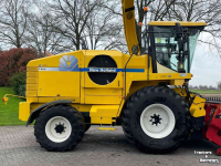 Ensileuse automotrice New Holland FX60