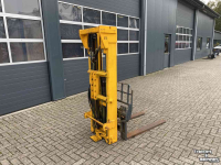 Chariot élévateur  Hefmast met palletlepels en sideshift