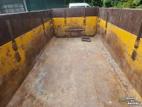 Benne agricole Vaia 14 ton op brede banden