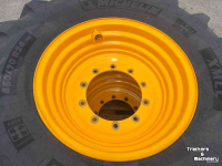 Chargeuse sur pneus telescopique Michelin 460/70R24 Band + velg JCB
