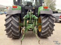 Tracteur John Deere 6810