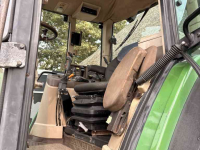 Tracteur John Deere 6810