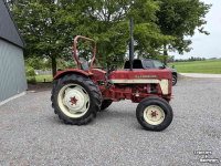 Tracteur International 423