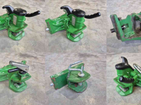 Pièces d‘occasion pour tracteurs John Deere trekhaken handmatig en automatisch 330 cm en 390 cm breed