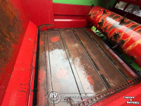 Distributeur de fourrage en bloc Strautmann UVBW