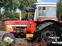 Tracteur International met stuurbekrachtiging en kruip