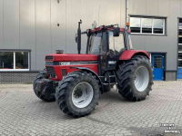 Tracteur Case-IH 1255 XL