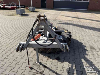 Pousse fourrage à pneu Holaras Voeraandrukband 3-punt hydr.
