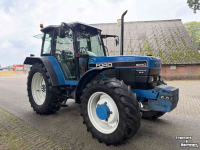 Tracteur Ford 8240 SLE Powerstar