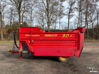 Distributeur de fourrage en bloc Schuitemaker Amigo 30 S blokkenwagen