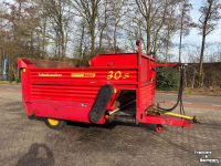 Distributeur de fourrage en bloc Schuitemaker Amigo 30 S blokkenwagen