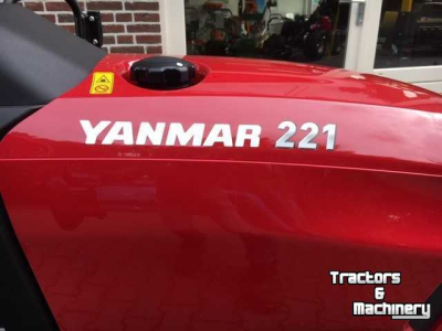 Tracteur pour horticulture Yanmar SA 221 4wd HST  Nieuw op voorraad