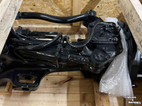 Tracteur New Holland Vooras - NewH T7 HD / Case-IH OPTUM / Steyr  TERRUS Parts no:47676815