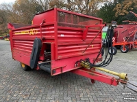 Distributeur de fourrage en bloc Schuitemaker amigo 30s