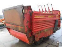 Distributeur de fourrage en bloc Schuitemaker Amigo 30S blokkenwagen blokkendoseerwagen voerwagen messenwals weeginrichting