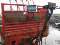 Distributeur de fourrage en bloc Schuitemaker Amigo 30S blokkenwagen blokkendoseerwagen voerwagen messenwals weeginrichting
