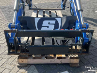 Chargeur frontal Stoll Schwinge Profiline FZ43-27.1 New Holland paint