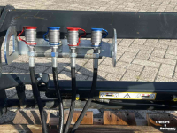 Chargeur frontal Stoll Schwinge Profiline FZ43-27.1 New Holland paint