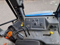 Tracteur New Holland TM130