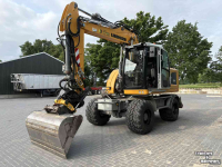 Pelles sur pneus Liebherr A914