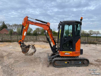 Mini pelleteuse Hitachi ZX26U