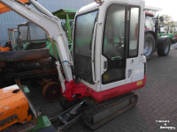 Mini pelleteuse Takeuchi TB 016