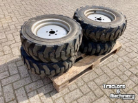 Roues, Pneus, Jantes, Barillets Jumelage Weidemann BKT + Trelleborg 27x8.50-15 Banden