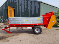 Epandeur de fumier  Mestverspreider 4 Ton