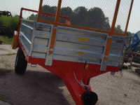 Epandeur de fumier  Mestverspreider 4 Ton
