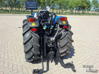 Tracteur New Holland TRACTOR T4020V ROPS 4WD